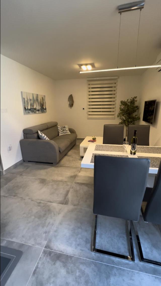 Mandy Apartman Baška Eksteriør billede