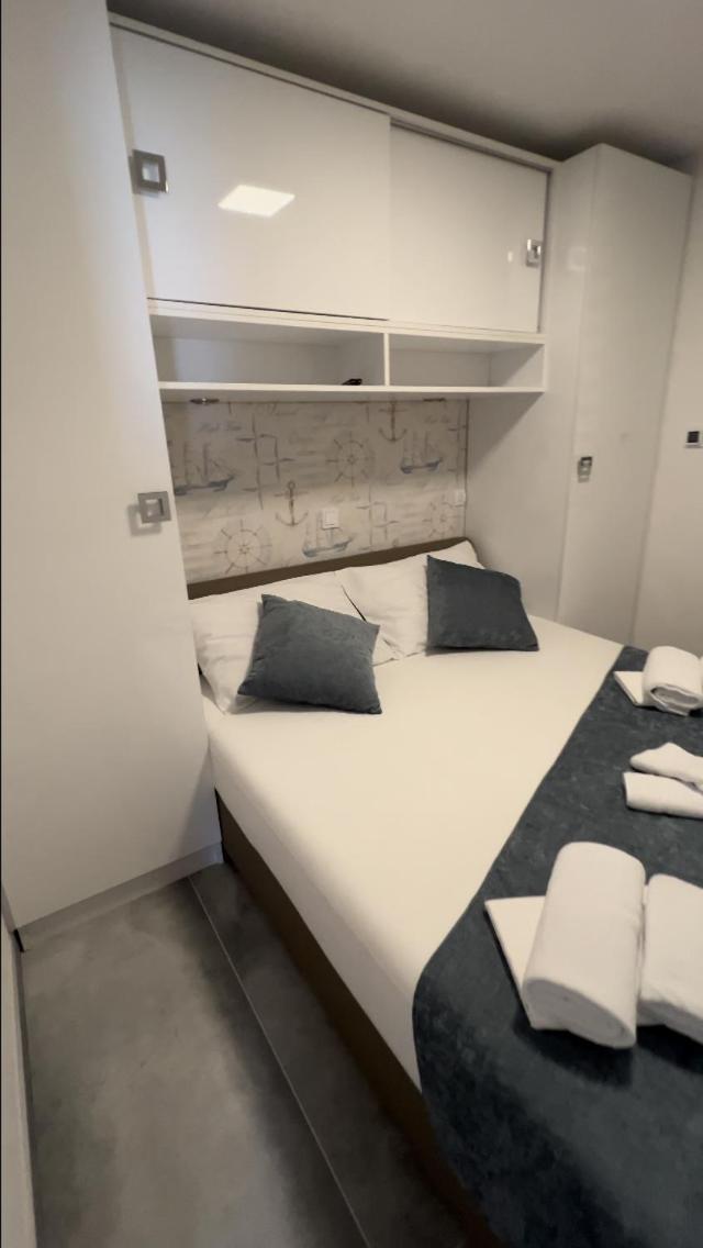 Mandy Apartman Baška Eksteriør billede
